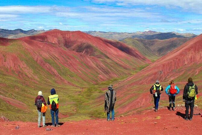 1-Day Private Rainbow Mountain & Red Valley Tour From Cusco - Hike up to Rainbow Mountain: what the day feels like