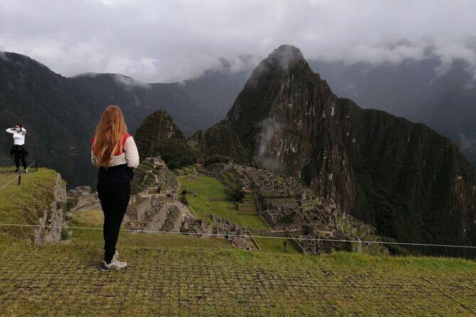 2.5hr Guided Tour of Machu Picchu with top-rated Private Guide - Your night-before plan at 7pm makes tour day smoother