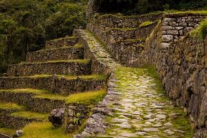 2-Day Inca Trail To Machu Picchu - Day 1: Train to Km-104, then hiking through Inca sites