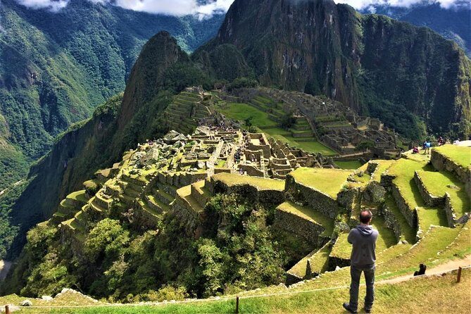 2-Day Inca Trail to Machu Picchu with Panoramic Train - The Vistadome panoramic train: a gentler landing after two intense days