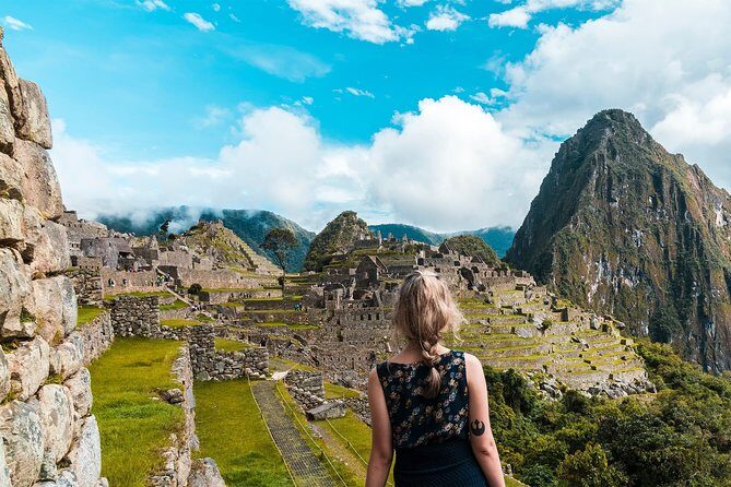 2-Day Machu Picchu and Rainbow Mountain Tour (Small group or Private) - What’s included on the hike: breakfast, snacks, lunch, and weather help