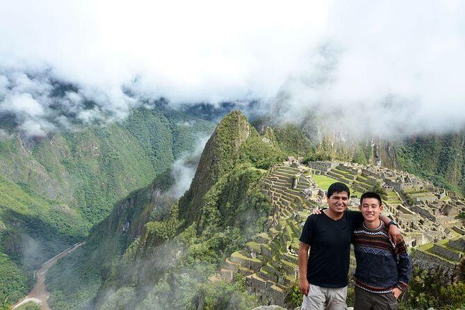 2-Day Machu Picchu Tour by Train from Cusco - Food, thermal baths, and the costs you should expect