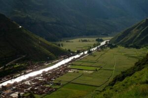 2-Day Machu Picchu Tour by Train with Salt Mines and Moray - Day 1 Sacred Valley Loop: Chinchero, Moray, and Maras Salt Mines