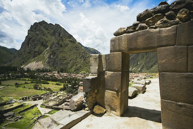 2 Day Sacred Valley and Machu Picchu Guided Tour from Cusco - Comfort and group size: less waiting, more attention