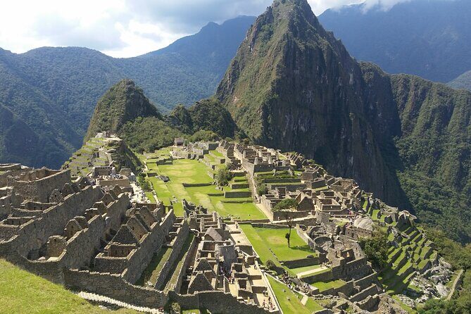 2-Day Sacred Valley & Machu Picchu by Train - Small Group Tour - Who should book this tour, and who might want a different plan