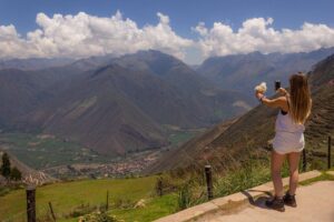 2 Day Sacred Valley Machupicchu by Vistadome Train & 4 Star Hotel - Pisac market culture, then Pisac Inca site views
