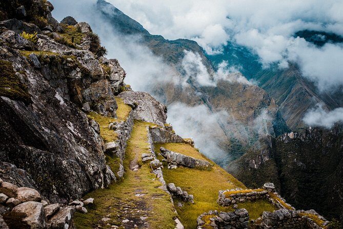 2-Day Tour: Sacred Valley and Machu Picchu by Train - Tickets and Machu Picchu Circuits: The Part You Should Treat Carefully