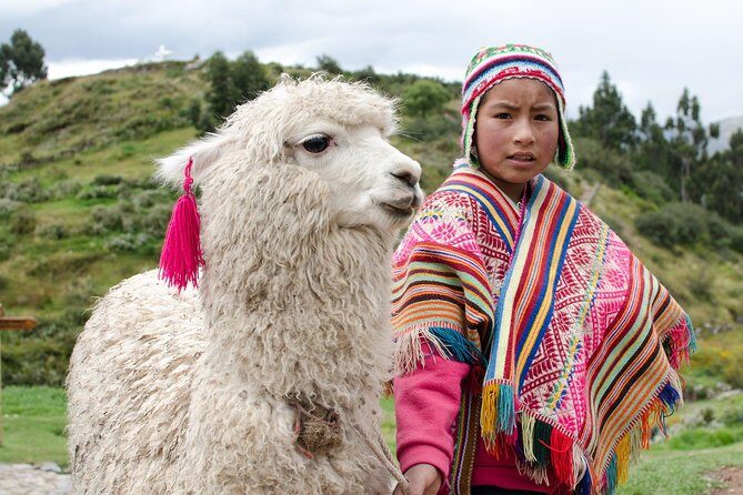 4 day - Bucketlist Cusco: Rainbow Mtn, Machu Picchu, Sacred Valley, Humantay - Machu Picchu day: guided viewpoints, train loop, and Aguas Calientes timing