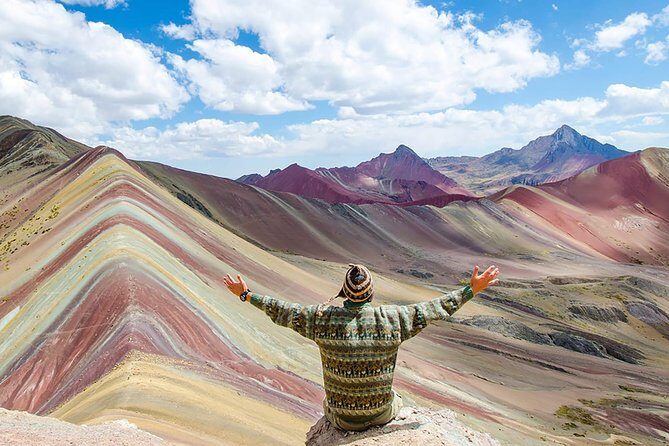 4 day - Bucketlist Cusco: Rainbow Mtn, Machu Picchu, Sacred Valley, Humantay - Moray and Maras: Inca farming tricks, salt history, and Chinchero textiles
