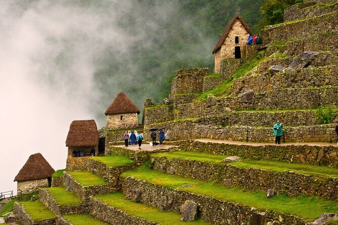 4 Days Inca Trail To Machu Picchu - Day 4: Sun Gate (Inti Punku), Guided Machu Picchu, and the Aguas Calientes Reset