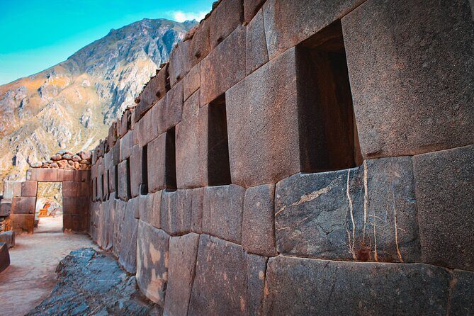 5-Day Tour: Machu Picchu, Sacred Valley and Mountain of Colors - Machu Picchu Day 3: guided main areas, then breathing room