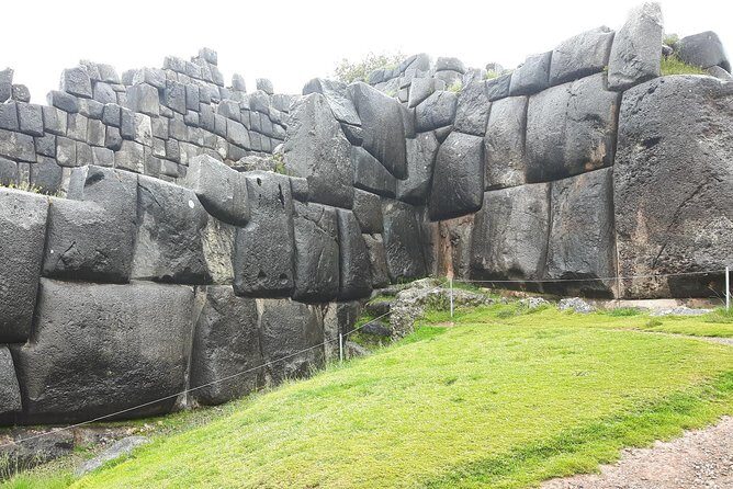 City Tour and Machu Picchu 3 Days - 2 Nights - Tambomachay: the Bath of the Ñusta and water that never stops