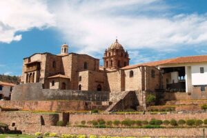 City Tour in Cusco & visit Museum South American Camelid Private. - Qorikancha (Templo del Sol): Where Inca and Colonial Meet