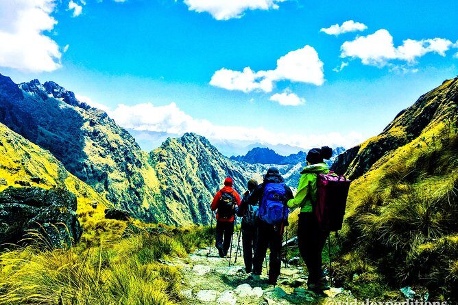 Classic Inca Trail 4 Days to Machu Picchu - Day 1: Llactapata and the moment the trail starts telling you a story