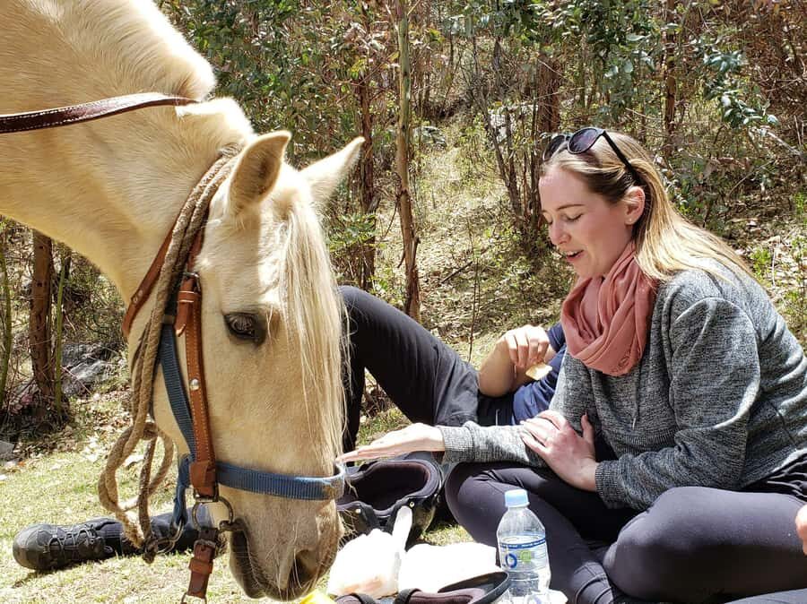 Cusco: 3-Hour Horse Riding Tour to the Temple of the Moon - Reaching the Temple of the Moon: what you do and why it matters