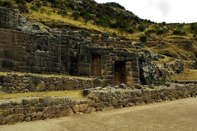 Cusco City Tour Four Ruins in Half-Day - Sacsayhuaman: precision stonework and fortress drama
