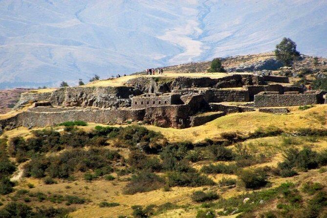 Cusco City Tour Four Ruins in Half-Day - Q’enqo and Puka Pukara: ritual stonework and a red fortress view