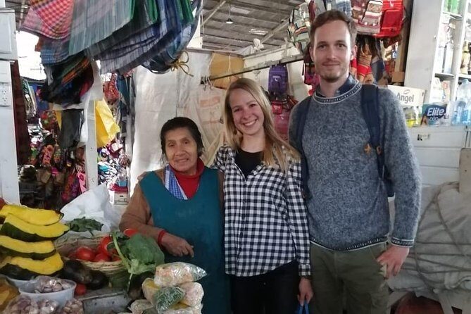 Cusco Cooking Class by ChocoMuseo in Cusco - Handmade pisco sour toast: a skill, not just a drink