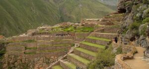 Cusco: Full-Day Sacred Valley and Maras Tour - Chinchero: Textiles First, Then an Archaeological Start