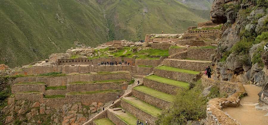 Cusco: Full-Day Sacred Valley and Maras Tour - Chinchero: Textiles First, Then an Archaeological Start