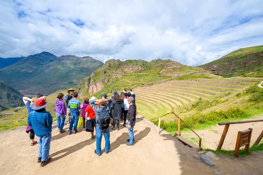 Cusco: Full-Day Tour of The Sacred Valley With Lunch - Pisac artisan market and the archaeological park: more than a quick look