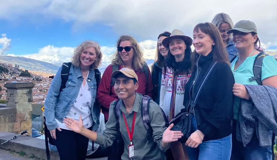 Cusco Highlights Walking Tour: History, Culture, Traditions - Starting at McDonald’s: the easiest place to meet and get oriented