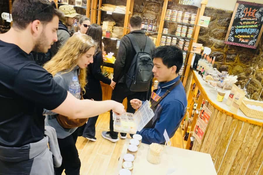 Cusco Highlights Walking Tour: History, Culture, Traditions - ChocoMuseo chocolate tasting: the sweet reset between history stops