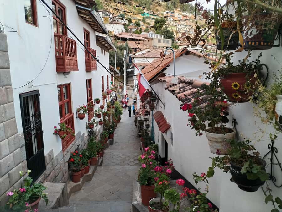 Cusco: Historic Walking Tour & Scenic Views with local drink - Walking Cusco with a plan: why 150 minutes feels like the sweet spot