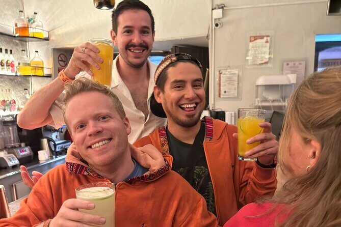 Cusco Pub Crawl: Cusco Bar Hopping Experience - Cusco at 9 pm: why this crawl works so well