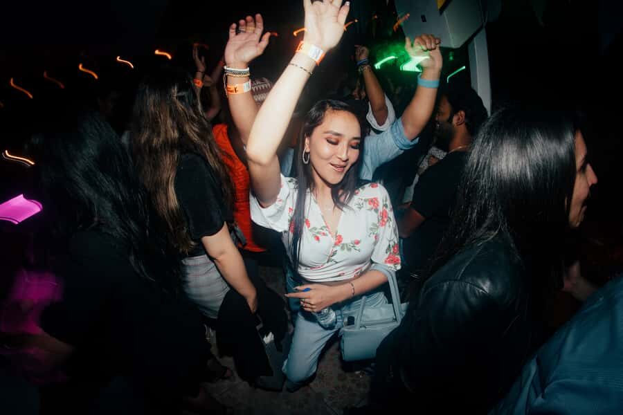 Cusco: Pub Crawl with Skip-the-Line Access and Drinks - Who this pub crawl suits best (and who should skip it)