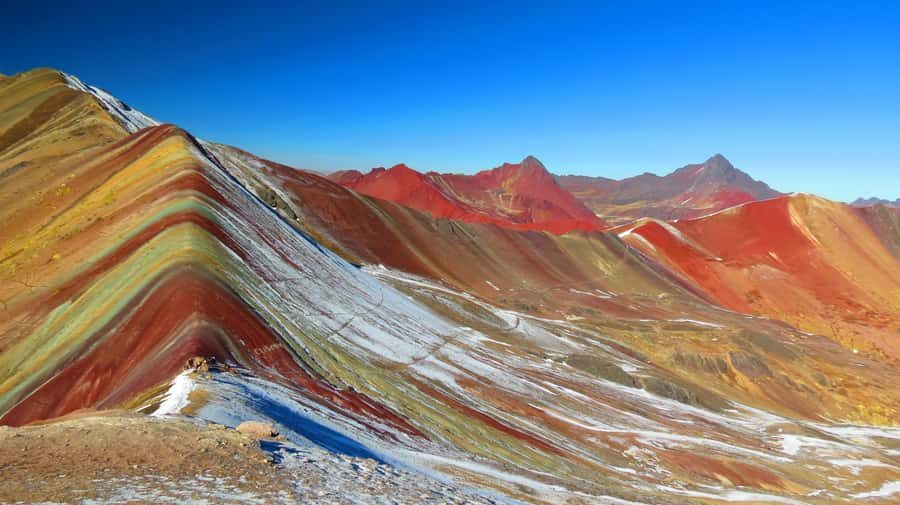 Cusco: Rainbow Mountain and Red Valley Guided Day with Meals - The Day Starts in the Dark: Cusco Pickup and the Drive South
