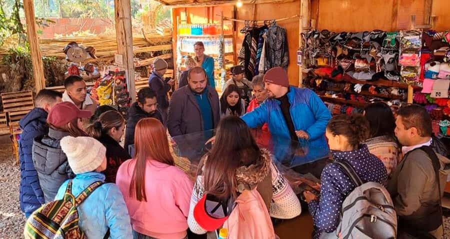 Cusco: Rainbow Mountain & Red Valley tour with Meals - Cusipata meals: where the day gets practical (and actually tasty)