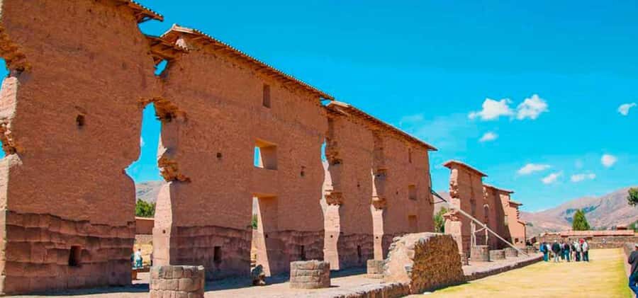 Cusco: Scenic Route of the Sun to Puno with Buffet Lunch - Raqchi’s Temple of Wiracocha: why 15 meters feels enormous