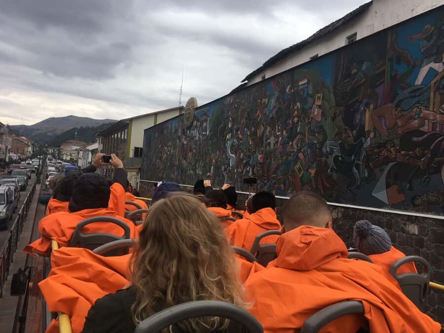 Cusco: Sightseeing Tour of the City on an Open-Top Bus - Sacsayhuamán photo stop: why this viewpoint ruins people’s “Cusco confusion”