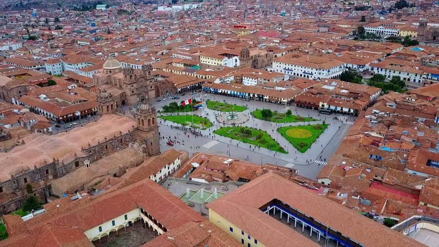 Cusco: Walking Tour with an Experienced Local Guides - Spotting Inca Motifs on the Way to the Central Temples