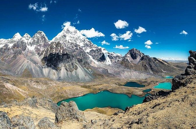 Excursion to Ausangate 7 lakes from Cusco. - Pace issues: why two guides can help (and how to manage it)