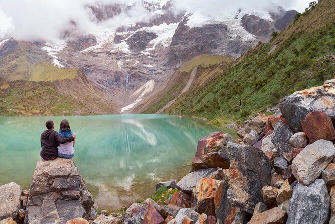 Excursion to Humantay Lake from Cusco - Guide quality and group management: what you should look for