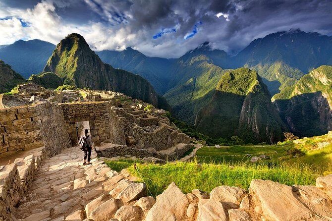 Excursion to MachuPicchu from Cusco with lunch | Private Service| - A one-day Machu Picchu rhythm from Cusco