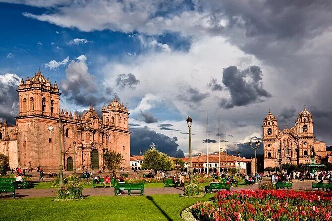 From Cusco City Tour Four Ruins Half Day Tour - Entering Qorikancha: The Temple of the Sun and Its Gold-Plated Legend