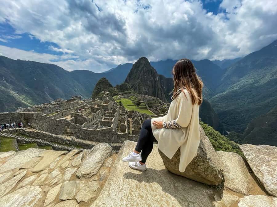From Cusco: Full-Day Group Tour of Machu Picchu - The ride to Ollantaytambo: when the day starts to feel real