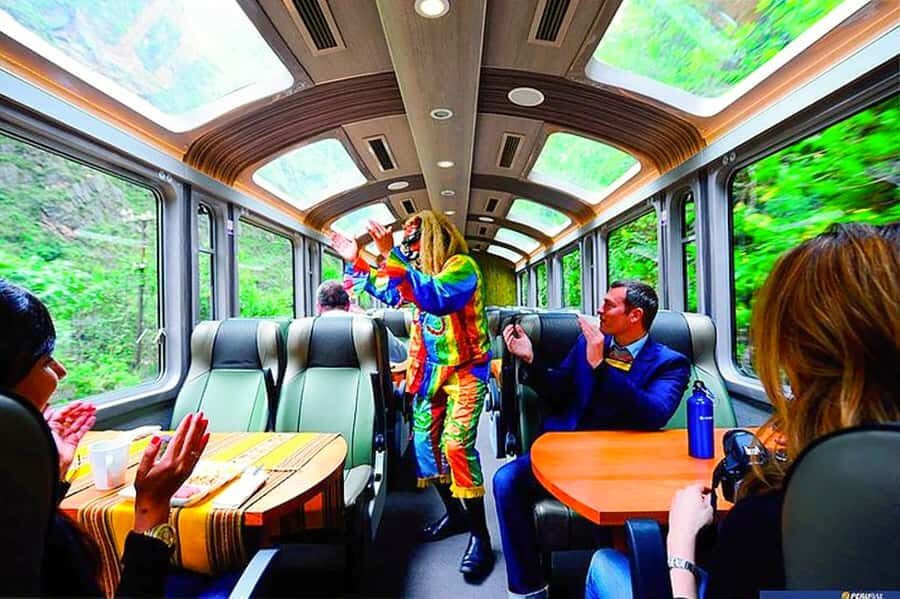 From Cusco: Full-Day Group Tour of Machu Picchu - Panoramic train from Ollantaytambo to Aguas Calientes
