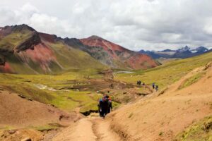 From Cusco: Rainbow Mountain Trek - Cusco Pickup, Breakfast, and the Trip Up to 4,326 m