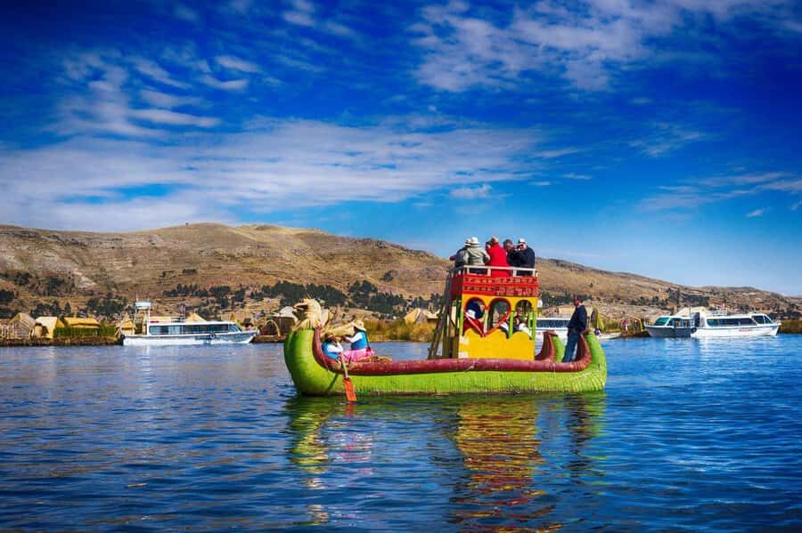 From Cusco: Titicaca Lake - Full day tour with sleeper bus - The 36-hour loop from Cusco to Puno feels like part of the trip