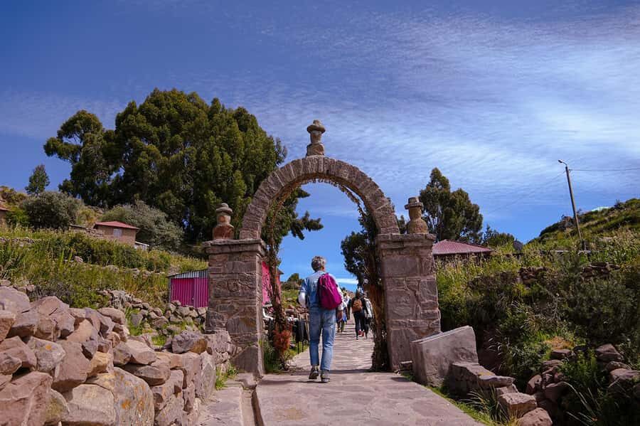 From Cusco: Titicaca Lake - Full day tour with sleeper bus - Logistics that can make or break your comfort