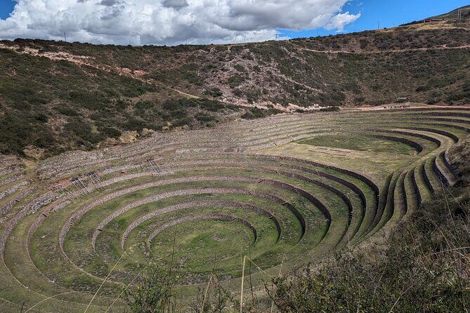 from Cusco:Chinchero,Moray & Salt Mines drop-off in Ollantaytambo - Maras Salt Mines: more than 4,000 pools in one focused stop