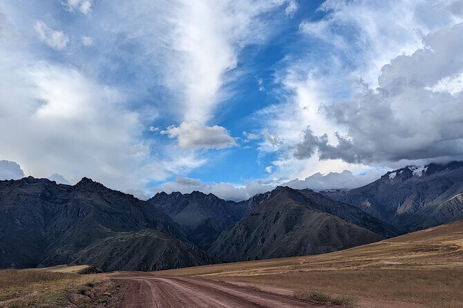 from Cusco:Chinchero,Moray & Salt Mines drop-off in Ollantaytambo - Who this tour suits best