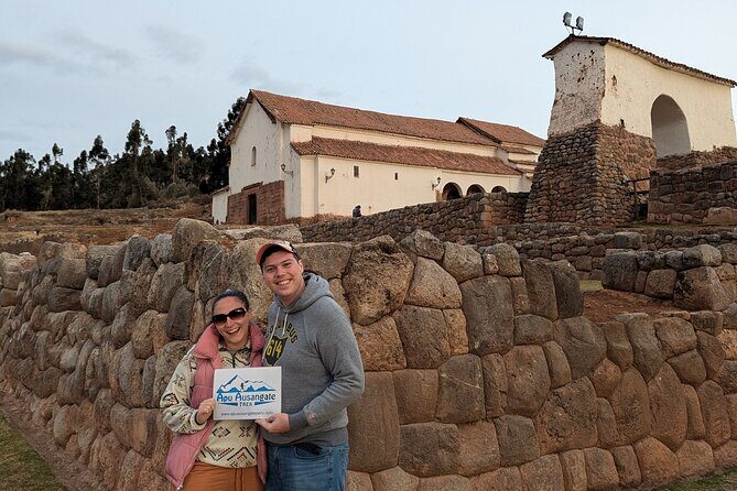 From Urubamba & Ollantaytambo: Sacred Valley Day tour with Lunch - Stop 1: Ollantaytambo’s Inca Architecture, Temple of the Sun, and Water Temple