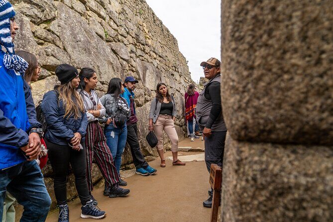 Full Day Guided Tour to Machu Picchu Transportation Included - After your tour: Aguas Calientes free time and lunch choices