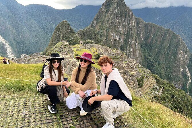 Full Day Private Guided Tour in Machu Picchu - Returning by Train to Cusco: Long Day, Smooth Ending
