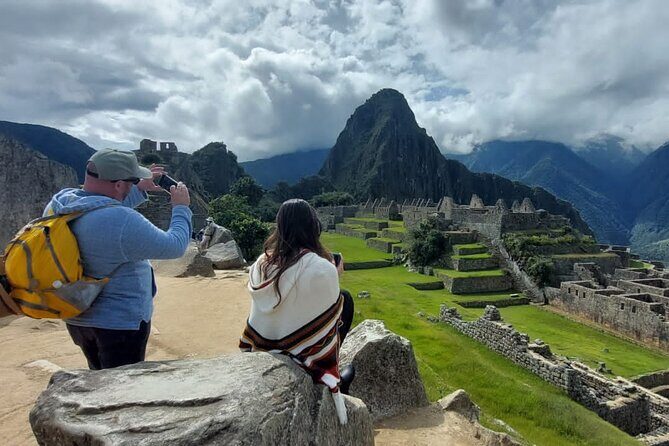 Full-Day Tour to Machu Picchu from Cusco - The long scenic start: Cusco to Ollantaytambo by car and train